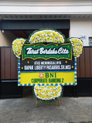 Papan Bunga Duka di Malalayang Satu Timur